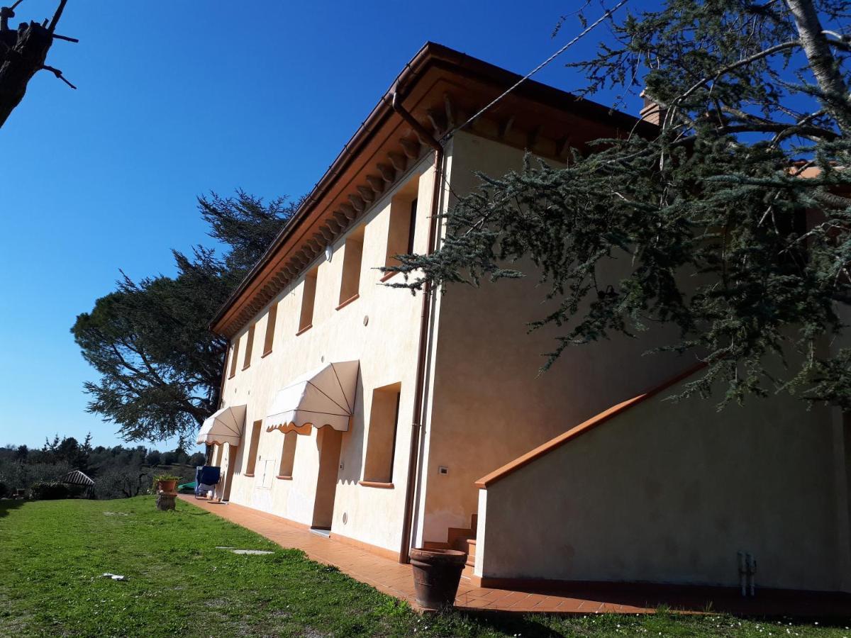 Agriturismo Montemari Villa Palaia Bagian luar foto