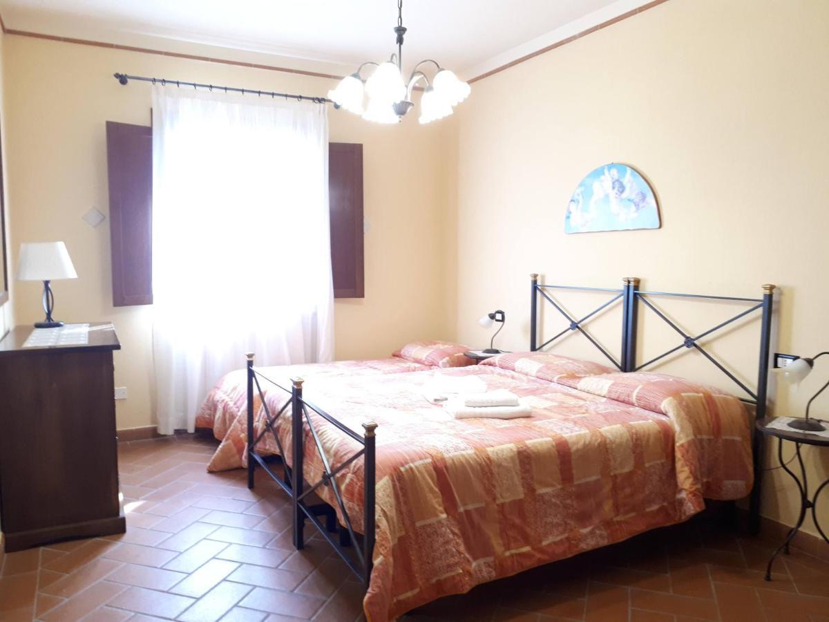 Agriturismo Montemari Villa Palaia Bagian luar foto