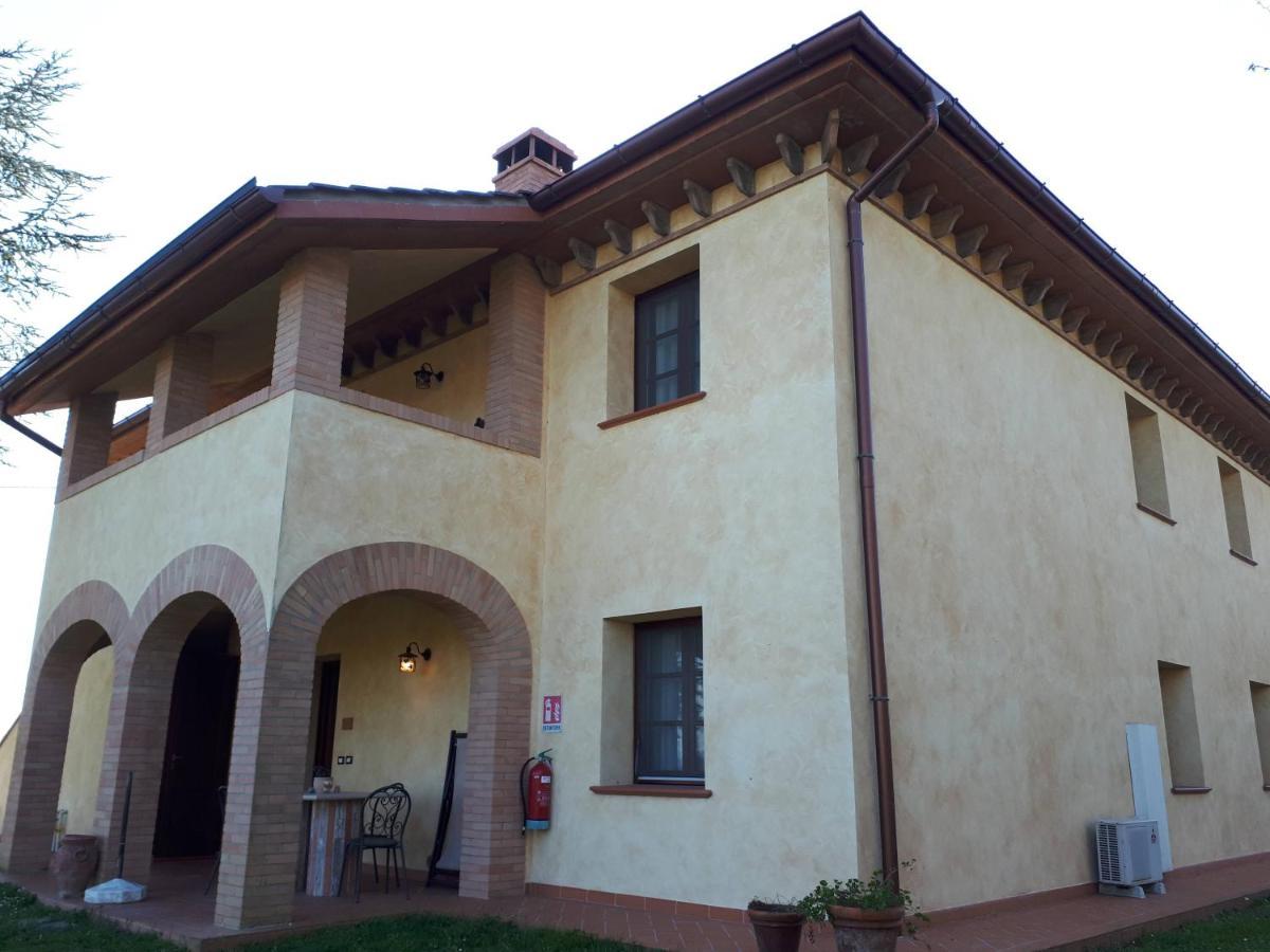 Agriturismo Montemari Villa Palaia Bagian luar foto