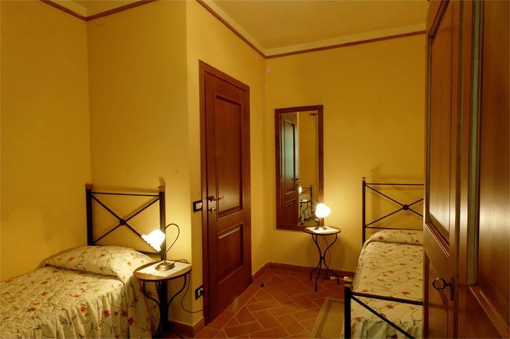 Agriturismo Montemari Villa Palaia Ruang foto