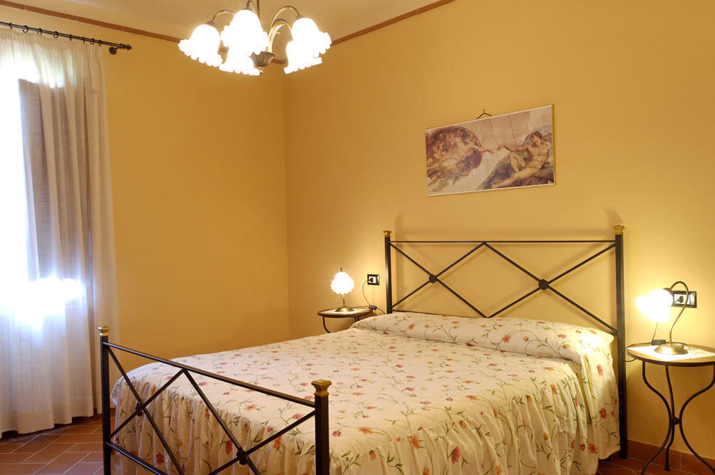 Agriturismo Montemari Villa Palaia Ruang foto