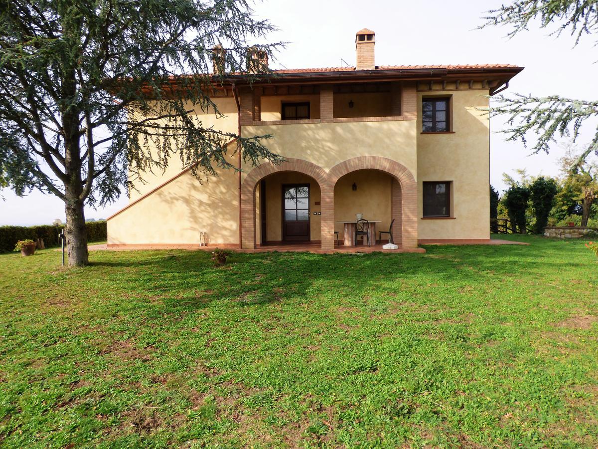 Agriturismo Montemari Villa Palaia Bagian luar foto