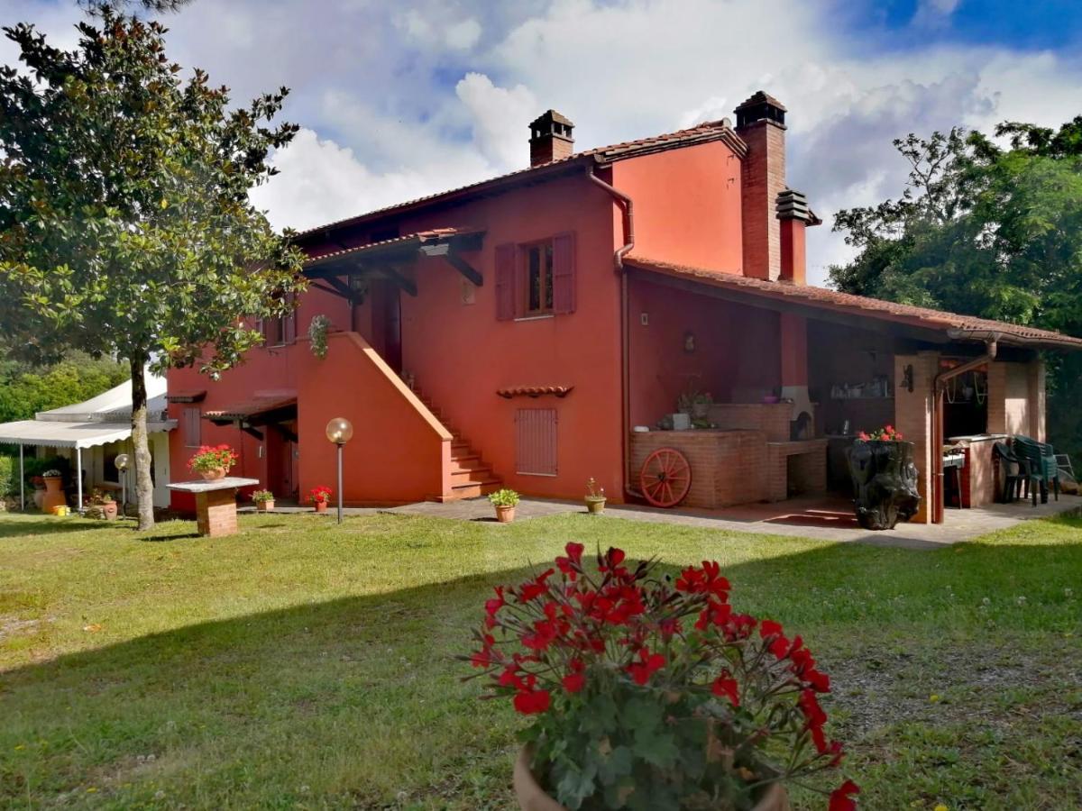 Agriturismo Montemari Villa Palaia Bagian luar foto